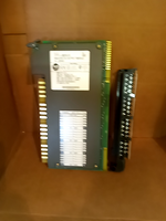  Allen Bradley 1771-OQ16 Isolated DC Output Module 24VDC Image