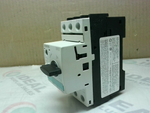  Siemens 3RV1021-0EA10 Motor Starter Protector 25A 3P 0.4-.28AMP Image