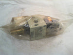  Numatics S32EG04BGKMQ Three Way Valve 24VDC w/Gauge no box Image