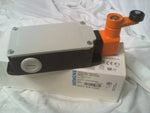  SIEMENS 3SE2 404-1GW POSITION SWITCH WITH ROLLER CRANK Image