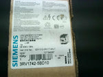  Siemens 3RV1742-5BD10 Circuit Breaker 3 Pole 600V 50/60Hz Image