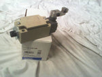  OMRON D4B-2115N-KGM1 Limit Switch Image