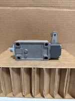  OMRON D4B-2115N-KGM1 Limit Switch Image