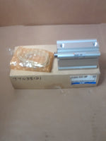  SMC CDQ2B40-50DZ-M9P Compact Air Cylinder Image