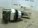  ALLEN BRADLEY 800T-J2KC7B Non-Illuminated 3-Position Maintained Switch Series T Image