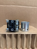  Allen Bradley 800T-QAH24G /T Green Illuminated Push Button w/ Contact Image