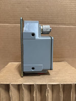  Square D 9007TUB4 /D Heavy Duty Limit Switch Image