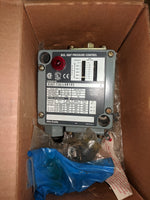  Allen Bradley 836T-T351J X81X9 Pressure Switch with Pilot Light Image