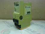  PILZ PNOZXV2P Relay 777504  Factory Sealed Image