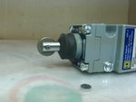  SQUARE D 9007-C54D LIMIT SWITCH Image