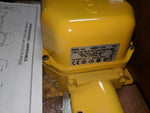  REES 04954-214 NEMA 4X Cable Operated Switch 25LB Trip Force 4NO/4NC NEMA 4X Image