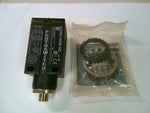  Allen Bradley 42GRU-9000-QD Photoswitch Retro Reflective Sensor Factory Sealed Image