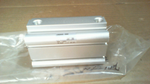  SMC CDQ2A32-50DZ Air Cylinder Image