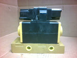  Parker HHB4003701 Pneumatic Solenoid Valve Image