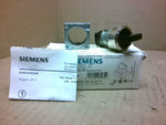  Siemens 3SB35 00-2UA11 Selector Switch Black 3 Position Knob Image