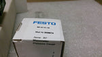  Festo LR-1/4-D-7-MINI Pressure Regulator with Gauge 162583 Image