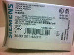  Siemens 3SB3 201-4AD11 Switch Key Operated 5/50Hz 6A/230V Image