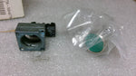  Siemens 3SB3 602-0AA41 Green Pushbutton Flat Button Image
