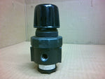  Parker R10-03CG/M3 Regulator w/ Gauge 300psi 1/2" NPT Image