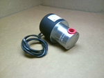  Peter Paul 72R9DGM Pneumatic Solenoid Valve 100PSI 120VAC 16.0 Watts 1/4" Orifice Image