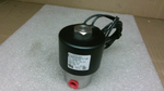  Peter Paul 72R9DGM Pneumatic Solenoid Valve 100PSI 120VAC 16.0 Watts 1/4" Orifice Image