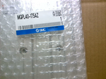  SMC MGPL40-175AZ Cylinder 40mm Bore 175mm Stroke Image