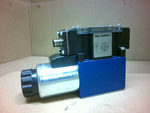  Rexroth R900942813 4WE6D62/EG24N9DK35L Directional Solenoid Valve Image