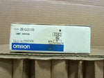  Omron ZE-Q22-2S Limit Switch Roller Plunger Image