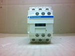  Schneider Telemecanique CAD32BD Control Relay 24VDC 10 Amp Factory Sealed! Image