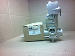  Ross D2773B5037Z 120VAC Inline Poppet Soft Start Valve Image
