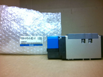  SMC VSS8-6-FG-S-3EZ-V1 Solenoid Valve 142psi 24VDC 0.07A Image