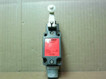 Euchner NZ2HB-3131(090137) Safety Switch 15-50VAC 4A 3-24VDC 4A IP65 Image