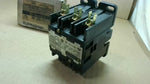  Square D 8910DPA33V02 Definite Purpose Contactor 3 Pole 120 Volts Image