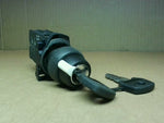  Allen Bradley 800FP-KM33 Selector Switch w/ Key 3-Position 600V Image
