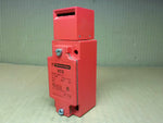  Telemecanique  XCSA803 Safety Switch 15-240VAC 3A  IP67 1/2"NPT Image