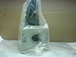  Numatics R42RG08G Pneumatic Air Regulator 1"NPT w/ Gauge Factory Sealed Image