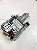  Allen Bradley 836T-T/351J-X81-X9-X6 Pressure Control Switch Image