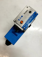  Vickers PM4-DG4S4-LW-01-2A-H-60-S622 Hydraulic Directional Cont Image