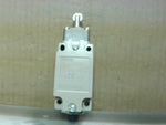  Omron D4B-2171N-KGM1 Limit Switch 10 Amps 125 Volts Top Roller Image