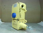  Rees 04962-100 Cable Operated Switch Right Hand w/ Broken Cable Image