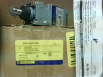  Square D 9007-C54D-Y1905 /A Side Rotary Limit Switch 10 Amps 12 Image