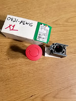  Telemcanique XB4-BS8445 Red Mushroom Pushbutton Switch 1 NO 1 N Image
