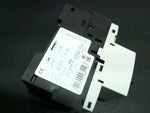  Siemens 3RV1021-1CA10 Circuit Breaker Type-E 1.8-2.5A 3 Pole Image
