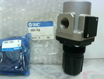  SMC AR30K-F03B Air Regulator 3/8"  w/ Bracket AR30K-F03 Image