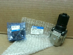  SMC Regulator  AR30K-N03B-1NZ-X33US25-8.0 And Bracket Assembly Image