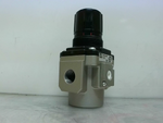  SMC AR40-F03B Air Pressure Regulator 3/8 x 3/8 NPT 1/8 gage por Image