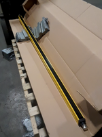  Sick C40E-1803DB200 Light Curtain Receiver C4000 Series  72" Long 1026842 Image