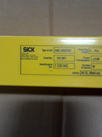  Sick C40E-1803DB200 Light Curtain Receiver C4000 Series  72" Long 1026842 Image