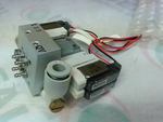  SMC SS0755-02-X36 Solenoid Control Valve on Manifold Image