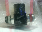  ARO 119308-375 Cylinder Port Flow Control Elbow Factory Sealed Image